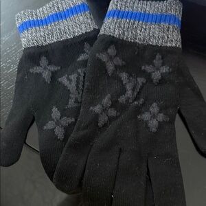 Louis Vuitton Black and Gray Men's Gloves with Blue Stripe
